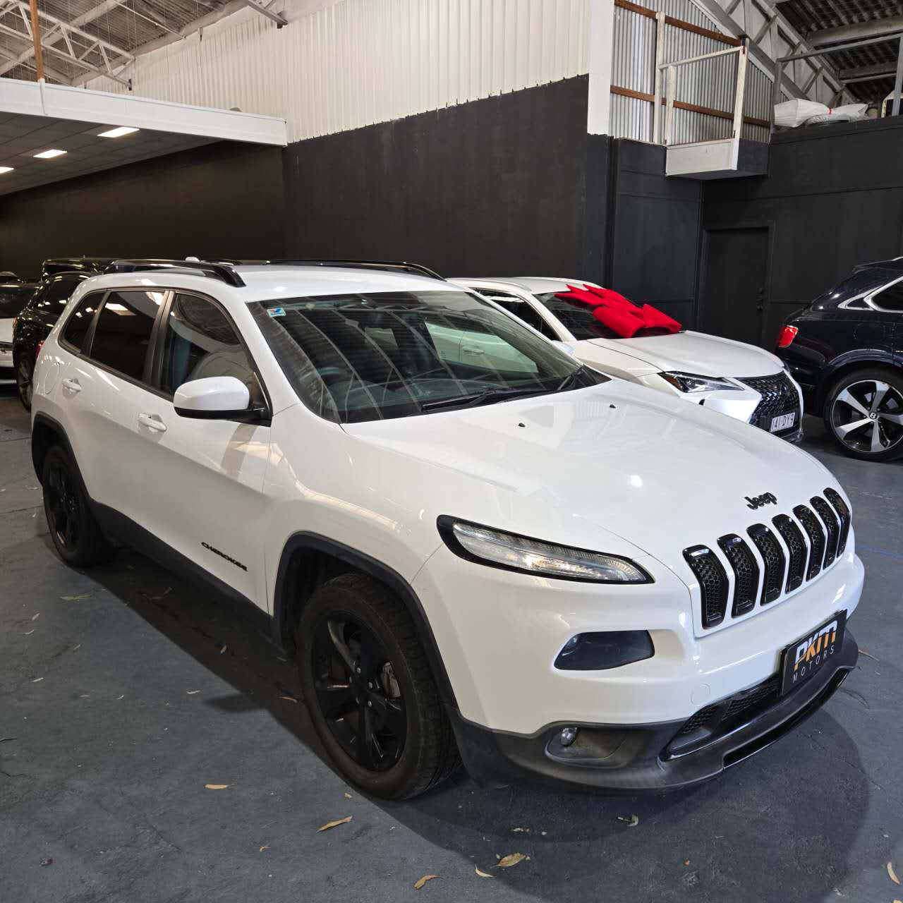 WechatIMG293 Jeep Cherokee 4x4 - Image 1
